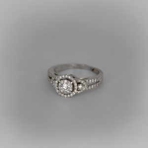 White Gold Diamond Engagement Ring Halo with 0.69 ct Natural Diamonds