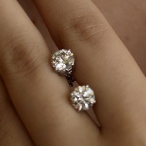 Diamond Earrings with 0.75 ct Natural Diamonds